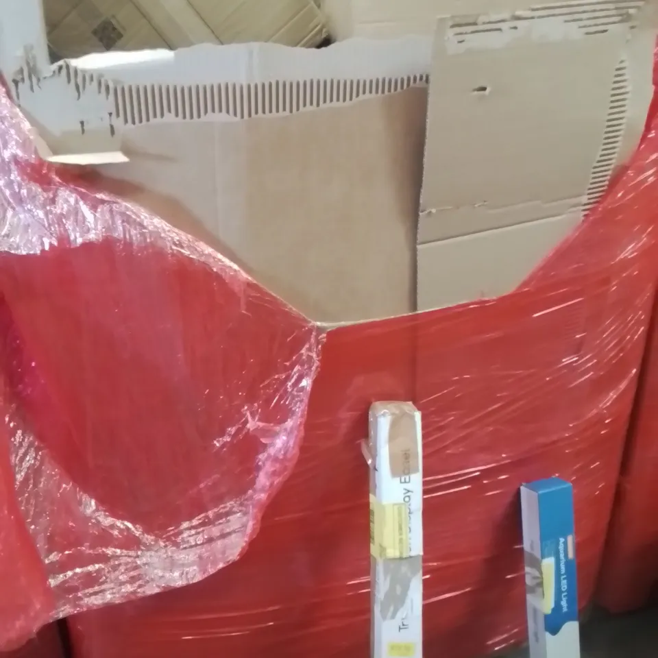 PALLET OF ASSORTED HOUSEHOLD GOODS AND PRODUCTS TO INCLUDE;AQUARIUM LED LIGHT,DISPLAY STAND