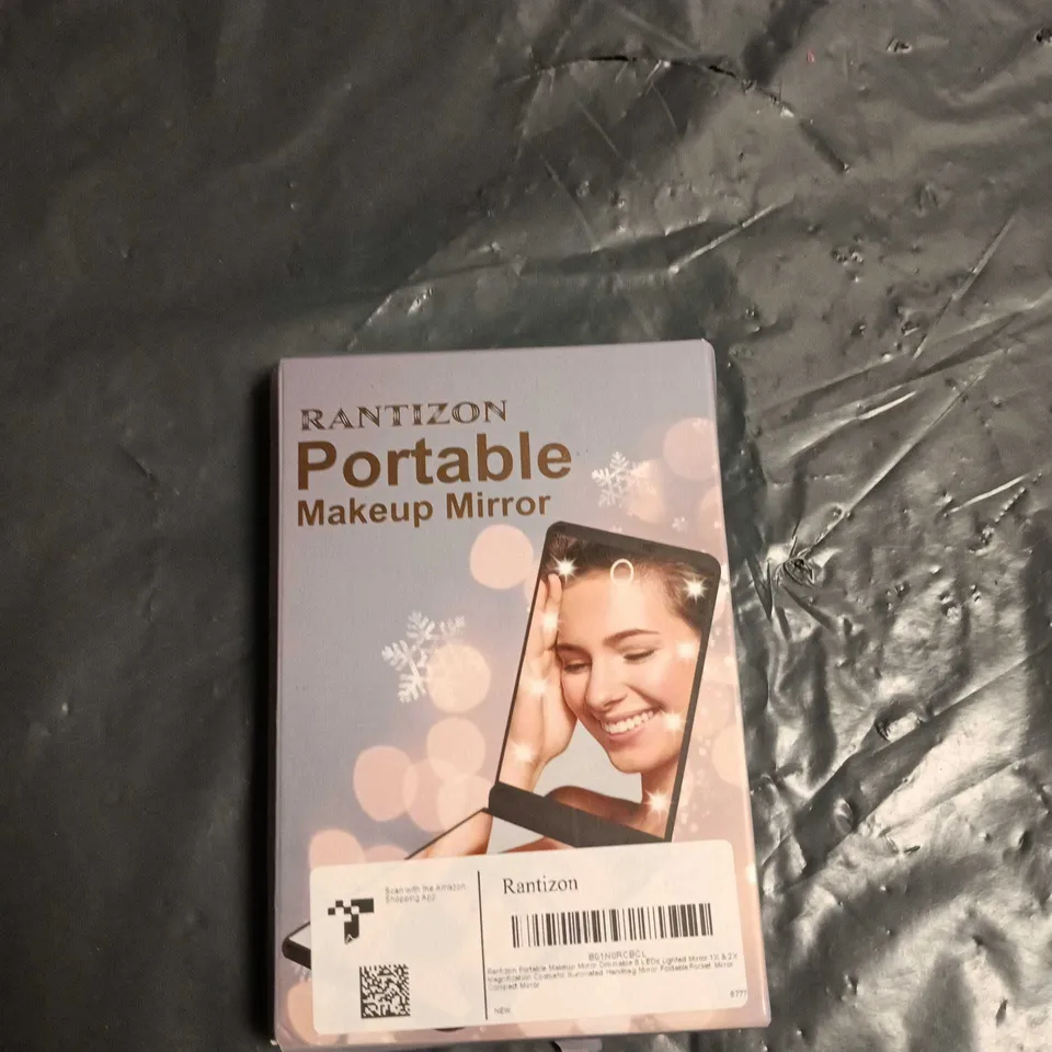 APPROXIMATELY 25 ASSORTED COSMETICS ITEMS TO INCLUDE MANE SHAMPOO, MAKEUP MIRROR AND VASELINE 