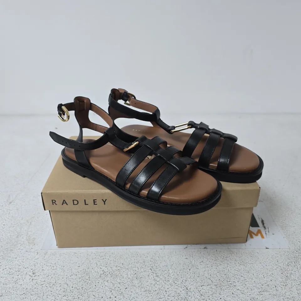 RADLEY FORE STREET LADIES BLACK UK 6 BOXED