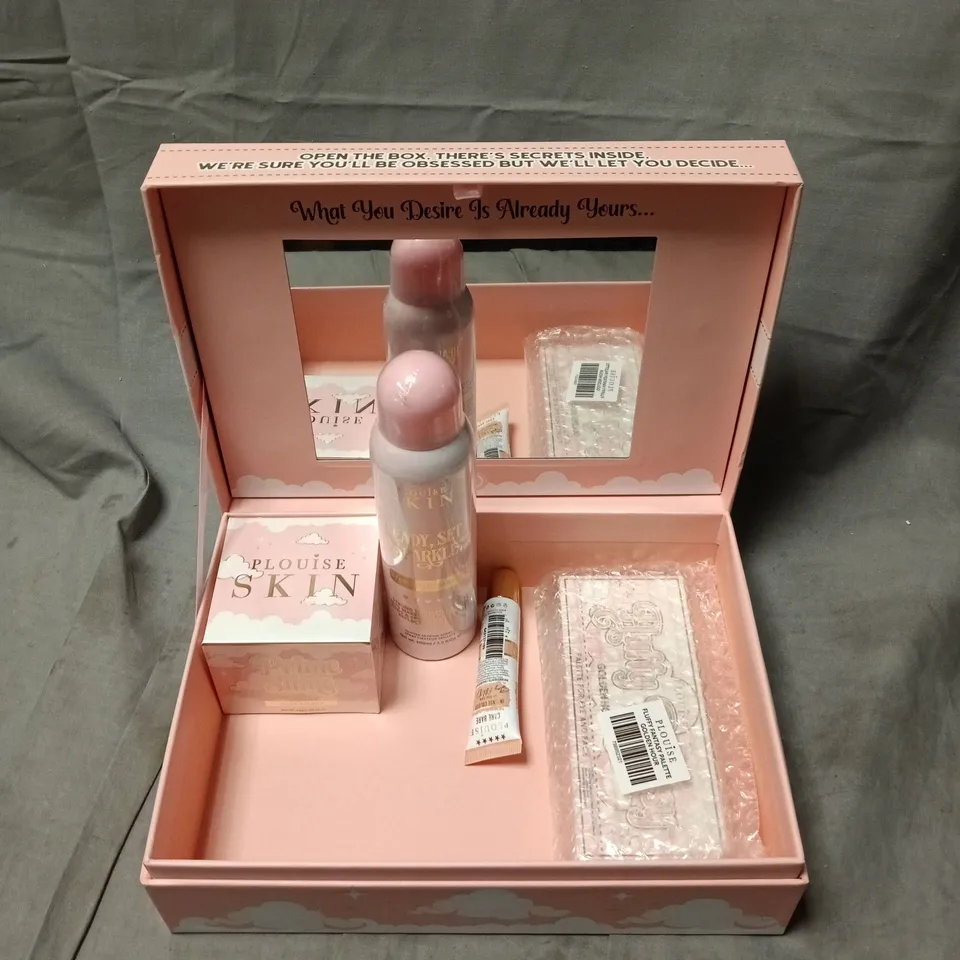 BOXED PLOUISE FULFILLING DREAMS BOX SET WITH MIRROR