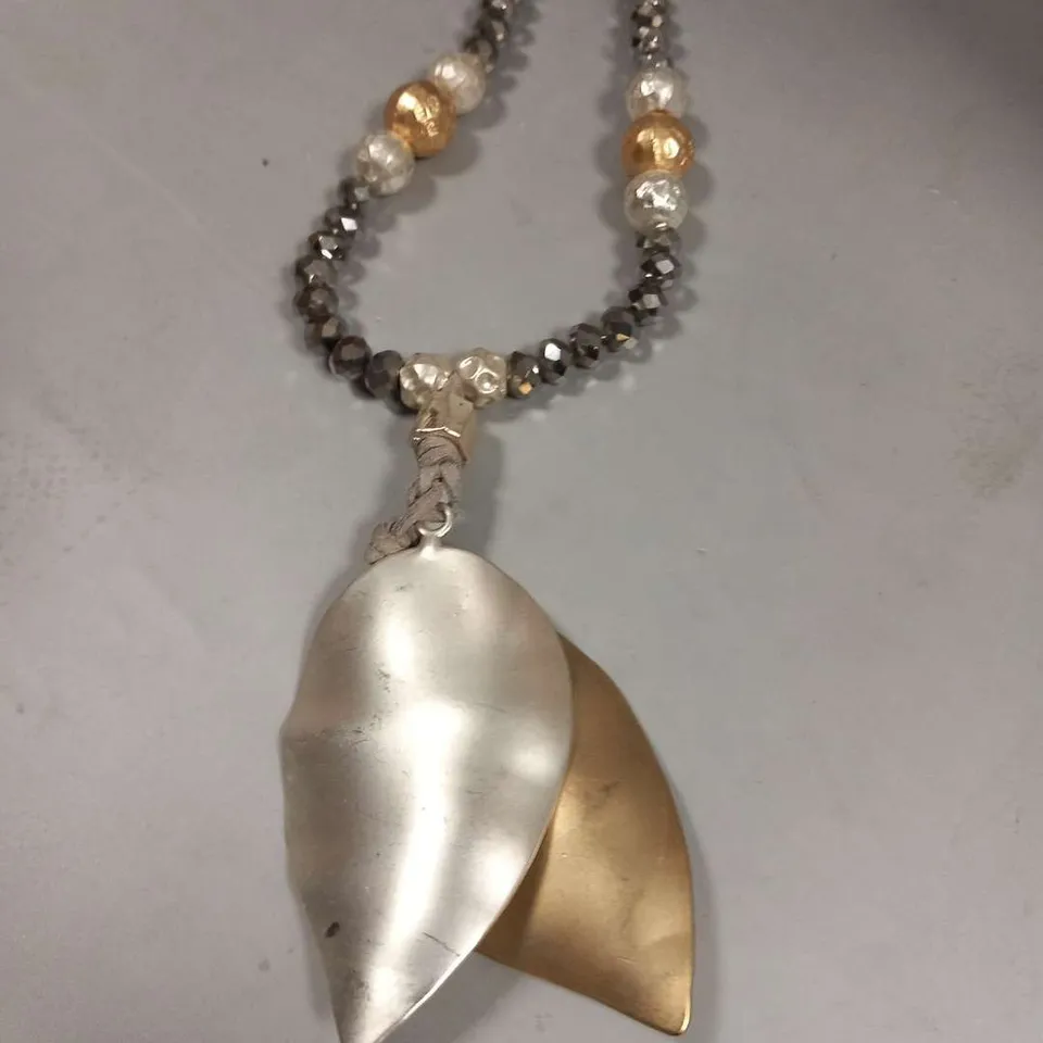 BRAND NEW BROWN PEPPER HANDBAGS JEWELLERY CONNECTION UK LEAF NECKLACE