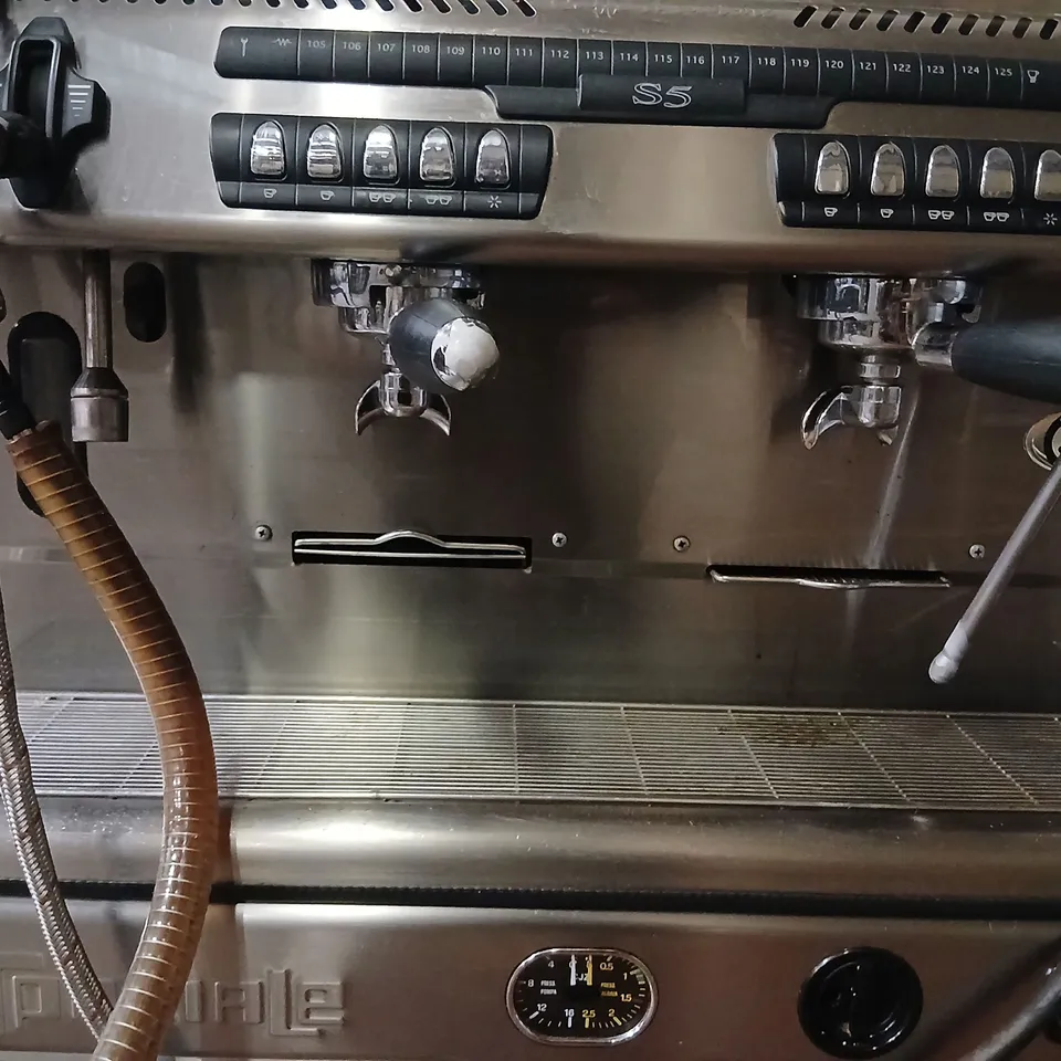 LA CIMBALI TWO-GROUP COMMERCIAL ESPRESSO MACHINE – STAINLESS STEEL