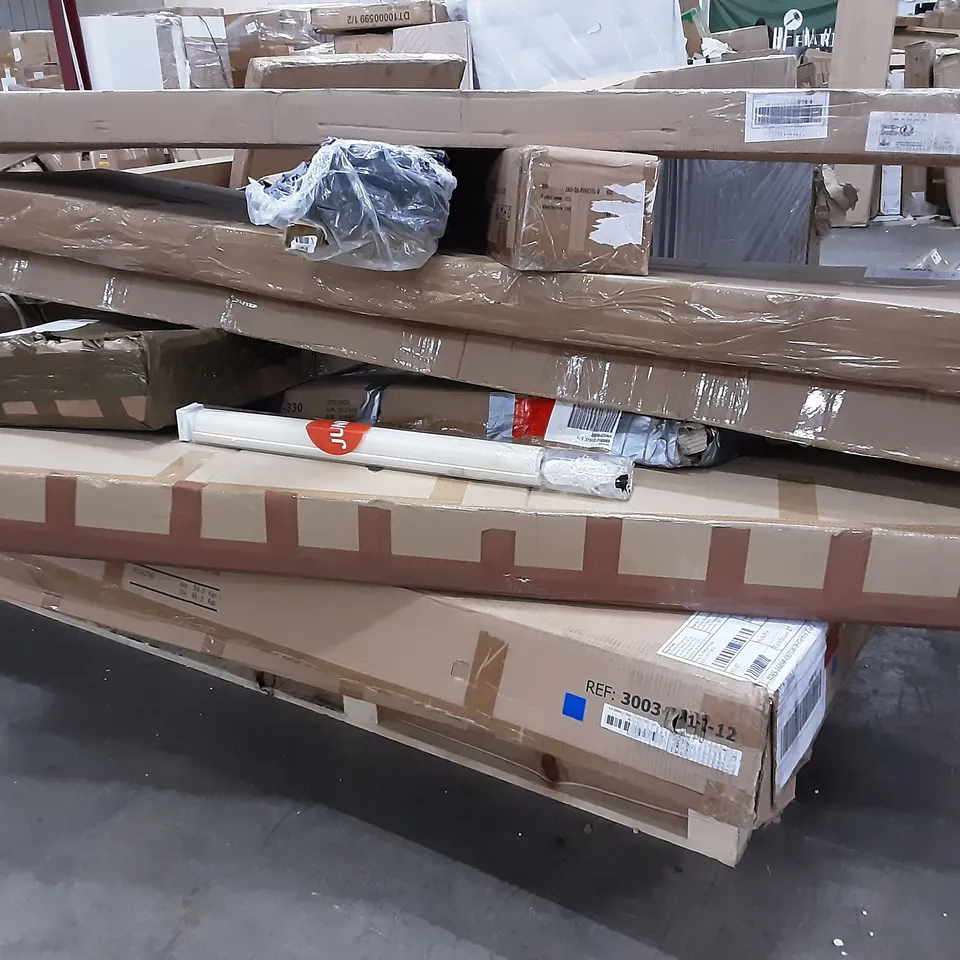 PALLET CONTAINING BOXED FURNITURE SUCH AS,  DOUBLE BED , CURTAIN , KINGSIZE BED , DESK AND DINING TABLE 