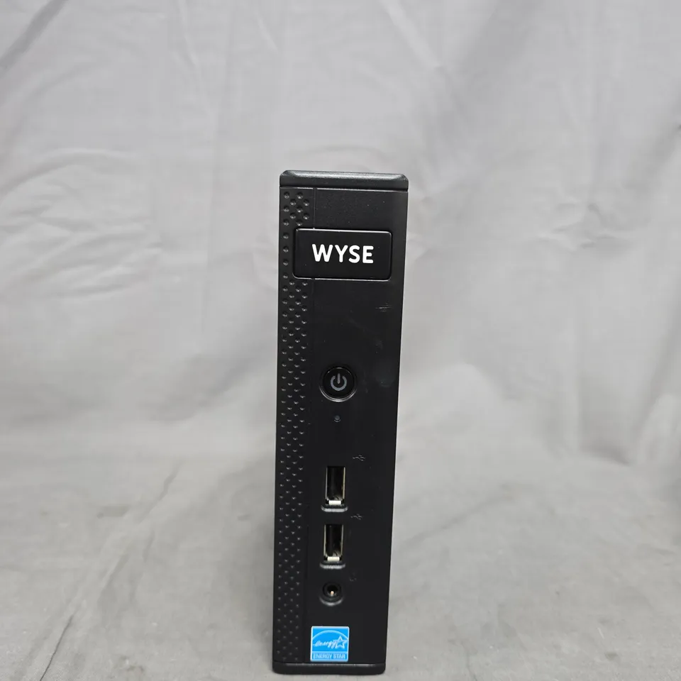 DELL WYSE DX0 THIN CLIENT – AMD GX-415GA QUAD-CORE, 4GB RAM, 32GB STORAGE 