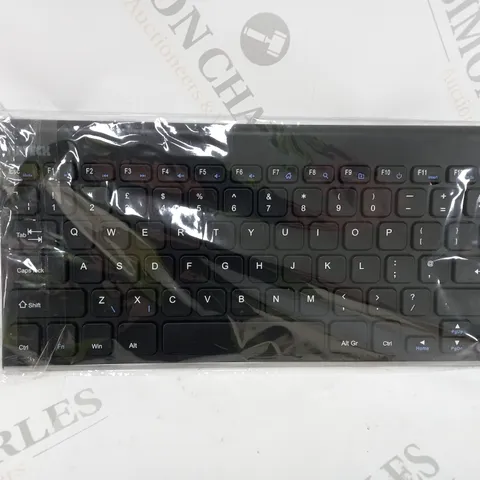 BOXED ARTECK UNIVERSAL STAINLESS STEEL WIRELESS KEYBOARD