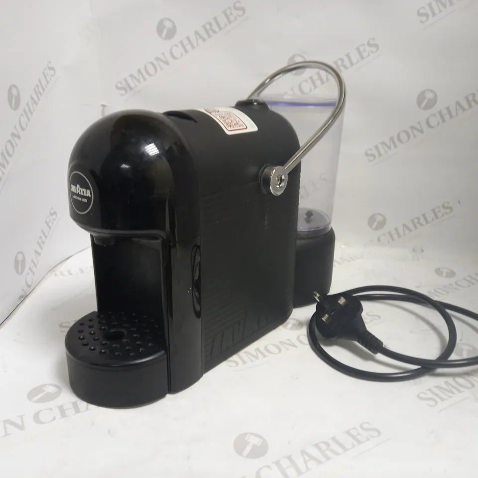 LAVAZZA JOLIE COFFEE MACHINE