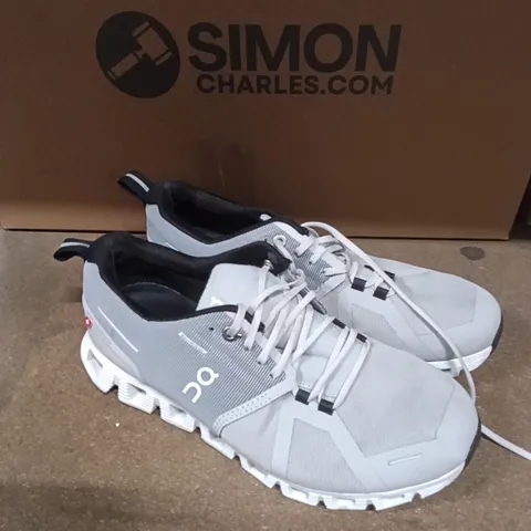 ON RUNNING WOMEN'S SNEAKERS – GREY, UK 6 (US W 8) – BOXED