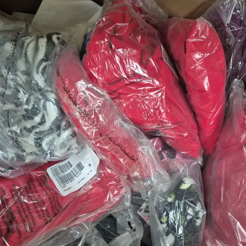 BOX OF APPROXIMATELY 20 ASSORTED CLOTHING, FASHION, AND COSMETIC ITEMS IN VARIOUS COLOURS, STYLES, AND SIZES, ETC - COLLECTION ONLY