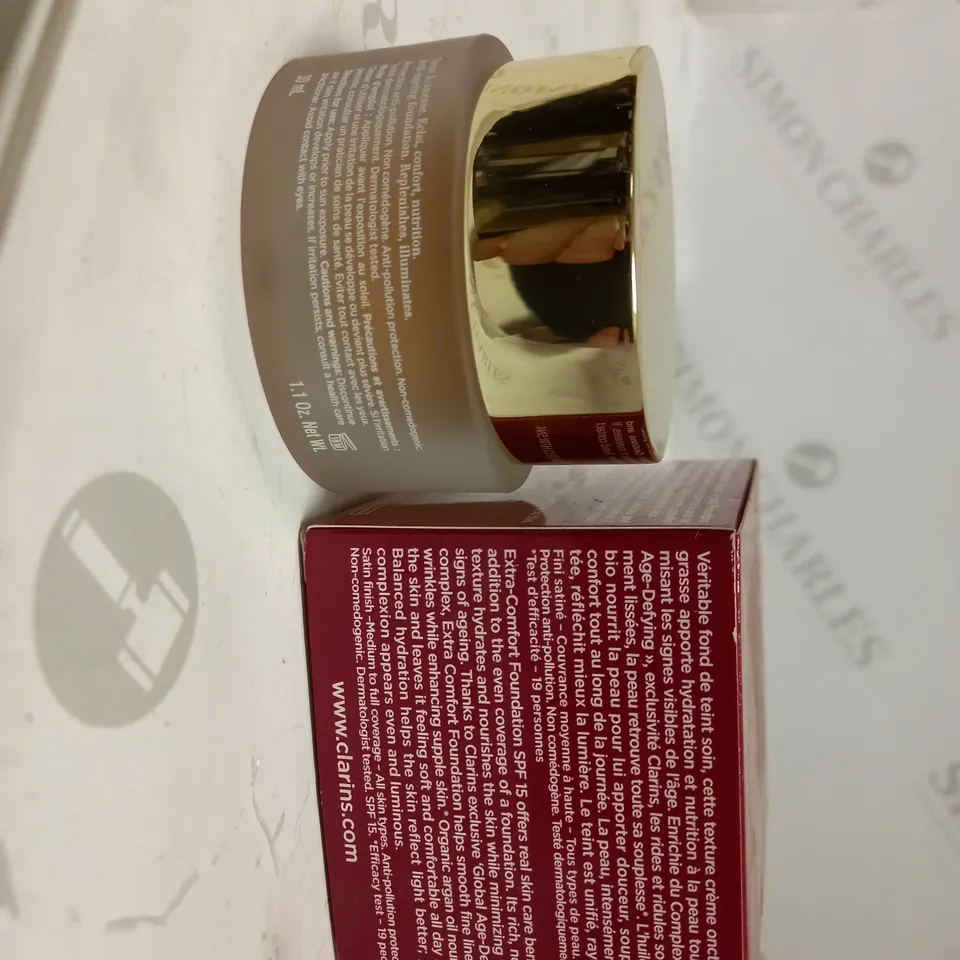 CLARINS EXTRA-COMFORT FOUNDATION SPF 15