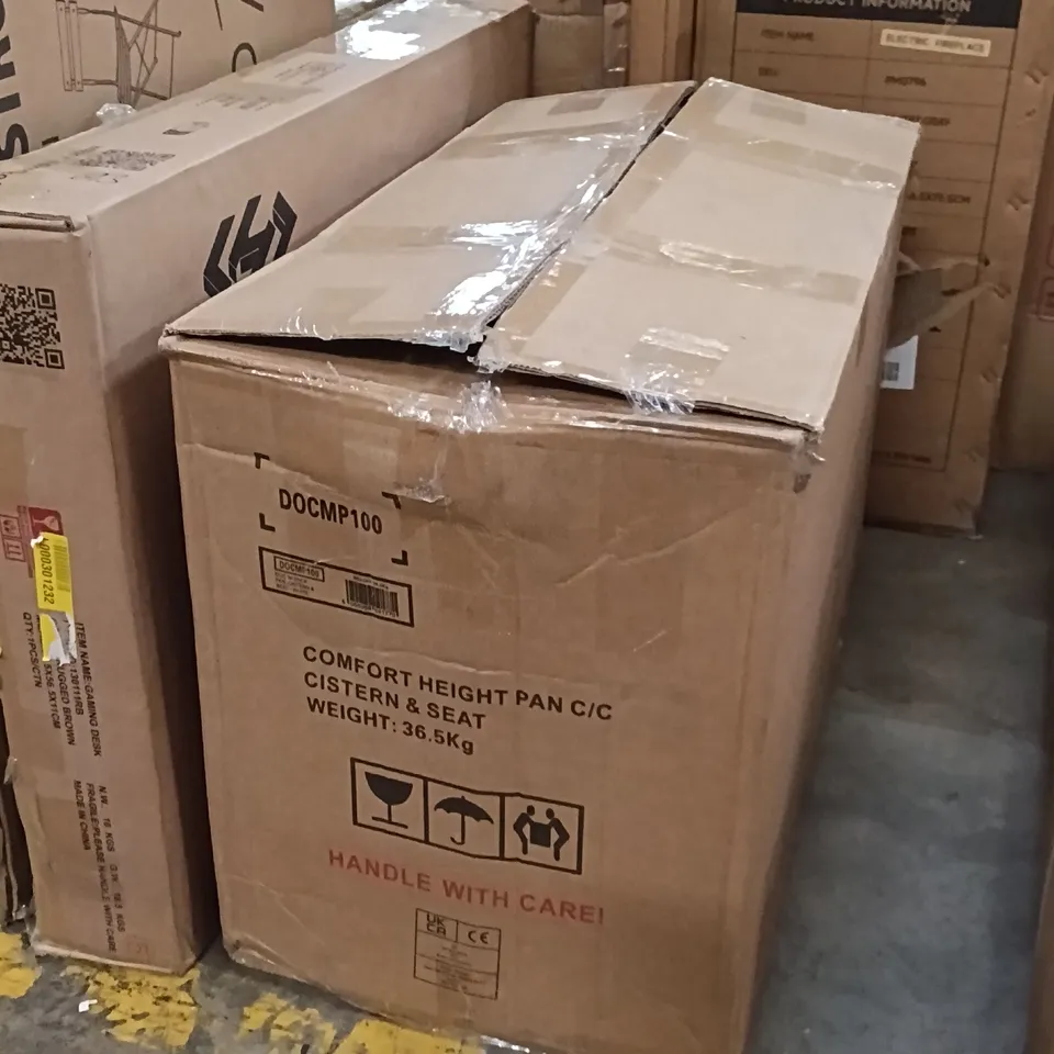 BOXED COMFORT HEIGHT CISTERN & SEAT - WHITE (1 BOX)