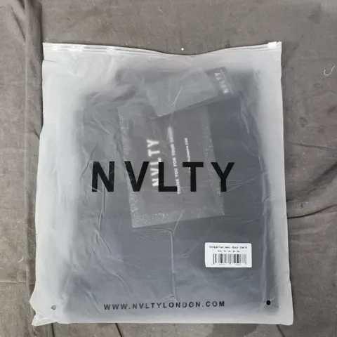 NVLTY VINTAGE FLARED JEANS IN BLACK SIZE 34