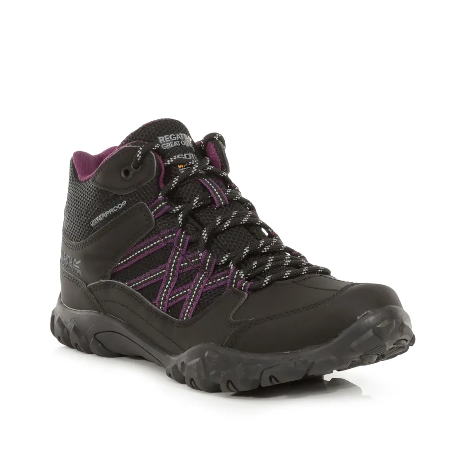BRAND NEW REGATTA WOMEN'S EDGEPOINT WATERPROOF MID WALKING BOOTS IN BLACK/PRUNE SIZE UK 3