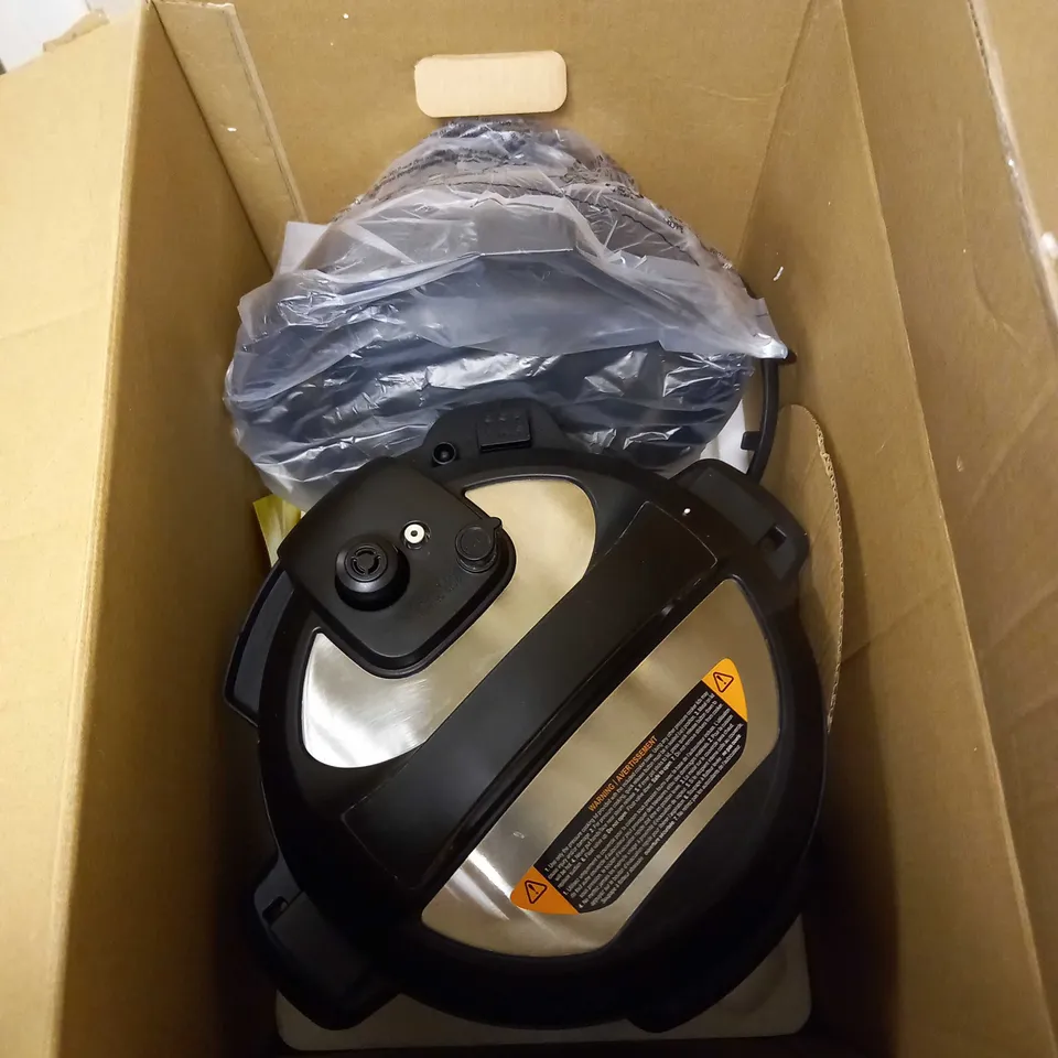 INSTANT POT DUO CRISP AIR FRYER MULTICOOKER