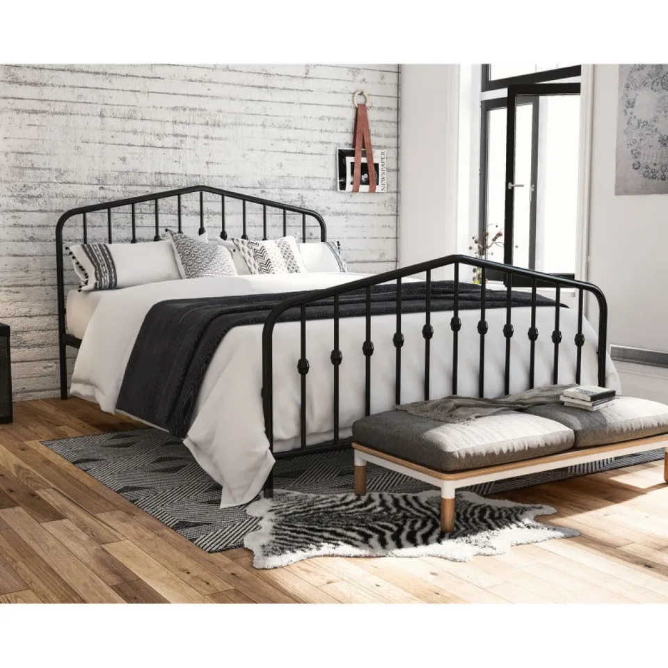 BOXED BUSHWICK METAL BED