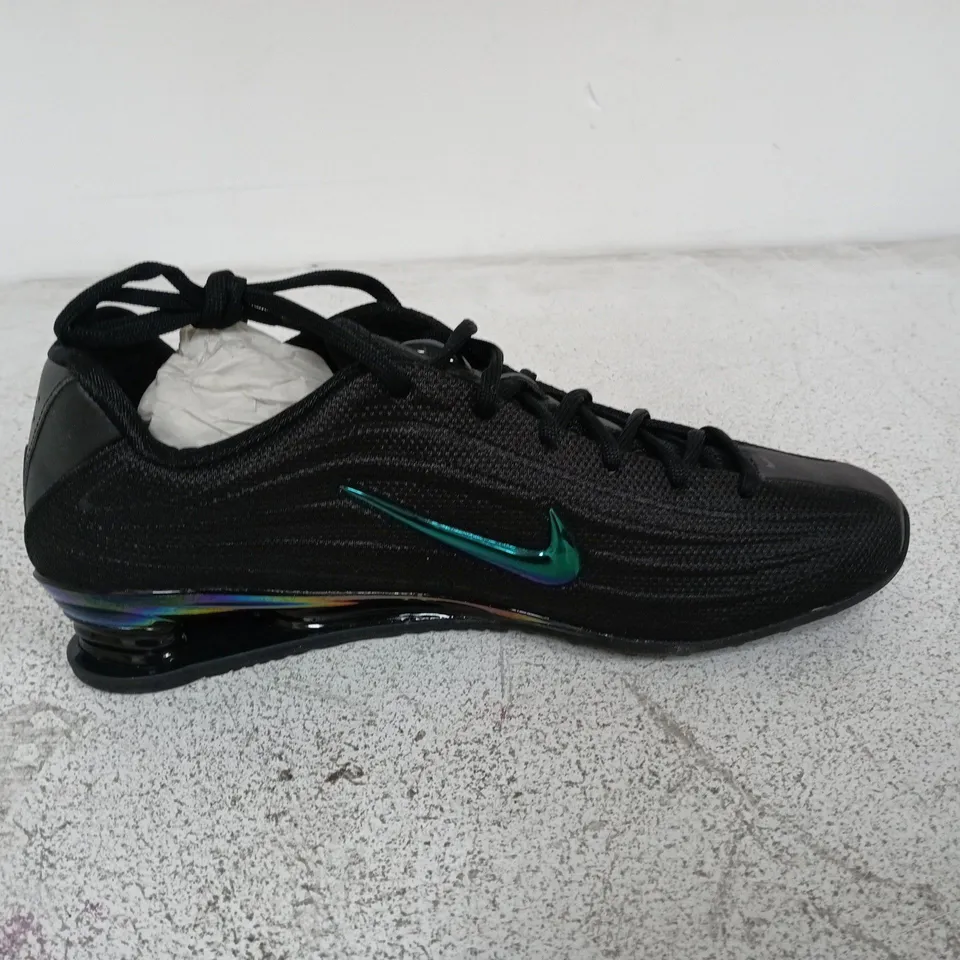 NIKE SHOX Z SE BLACK/MULTICOLOR TRAINERS - UK 8