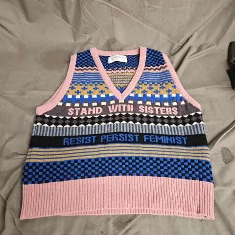 BLACK & BEECH KNITTED VEST IN MULTI SIZE L