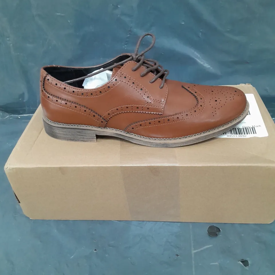 EVERYDAY MENS FORMAL LACE UP BROGUE SHOE - 8