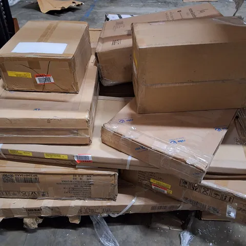 PALLET OF ASSORTED FLAT PACK FURNITURE PARTS TO INCLUDE SIDEBOARD AND BED PARTS