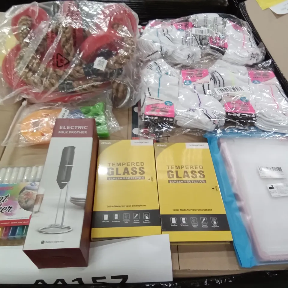 PALLET OF ASSORTED ITEMS INCLUDING TEMPERED GLASS SCREEN PROTECTOR, DADANISM TABLET CASE, ELECTRIC MILK FROTHER, TWO HANDS PAINT MARKER, SPORTS ZONE 4PK SOCKS BUNDLE