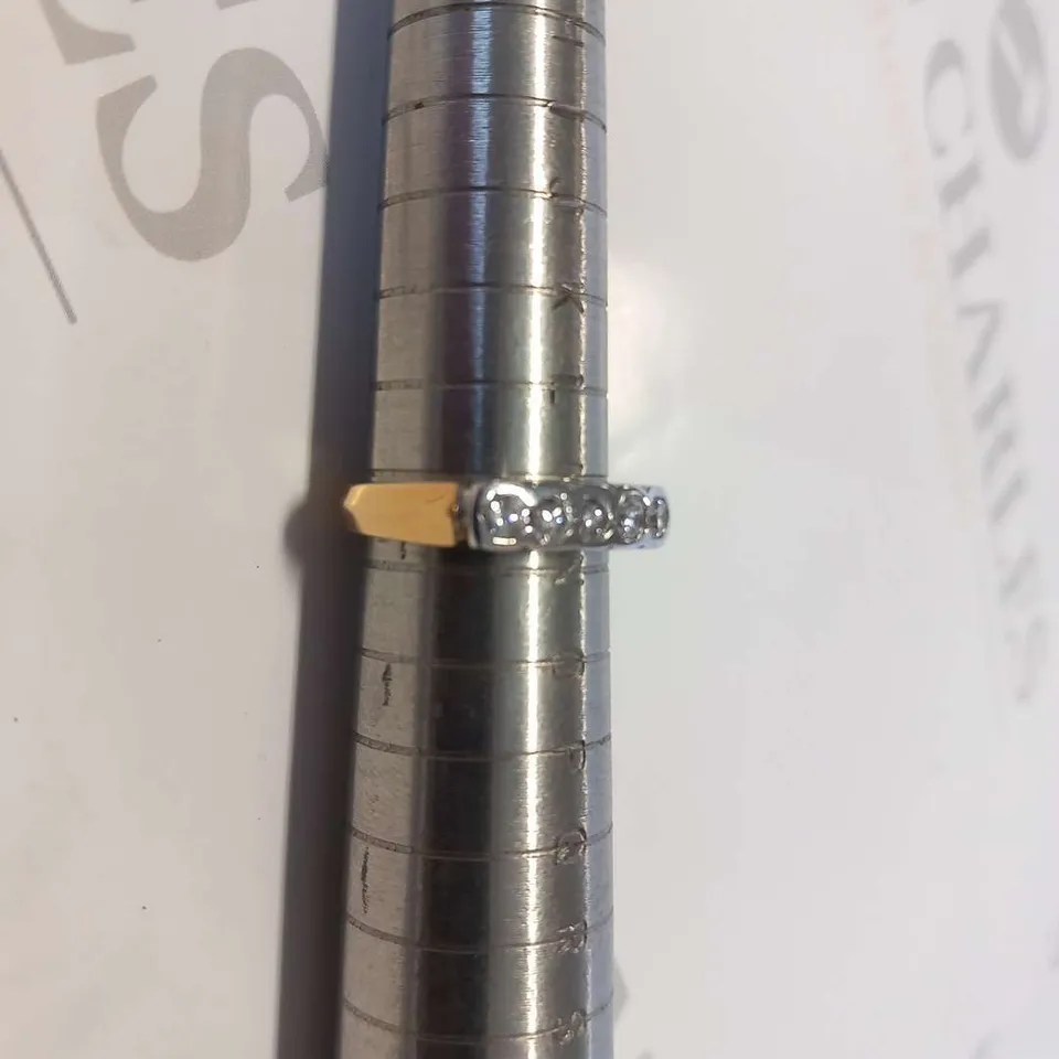 18CT GOLD FIVE STONE HALF ETERNITY RING RUB-OVER SET WITH NATURAL DIAMONDS