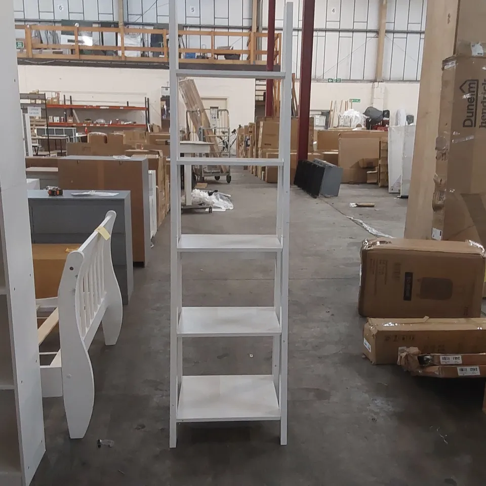 WOODEN LADDER BOOKCASE - WHITE 