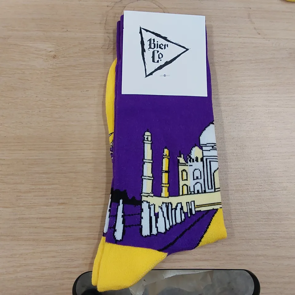 BOX OF BRAND NEW BIER CO 'BAU INDIA' SOCKS // APPROXIMATELY 360 PAIRS (1 BOX)