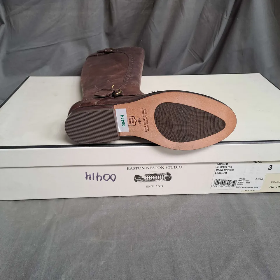 BOXED PAIR OF LEON MAX GRAZED CALF BOOT IN DARK BROWN LEATHER SIZE 3