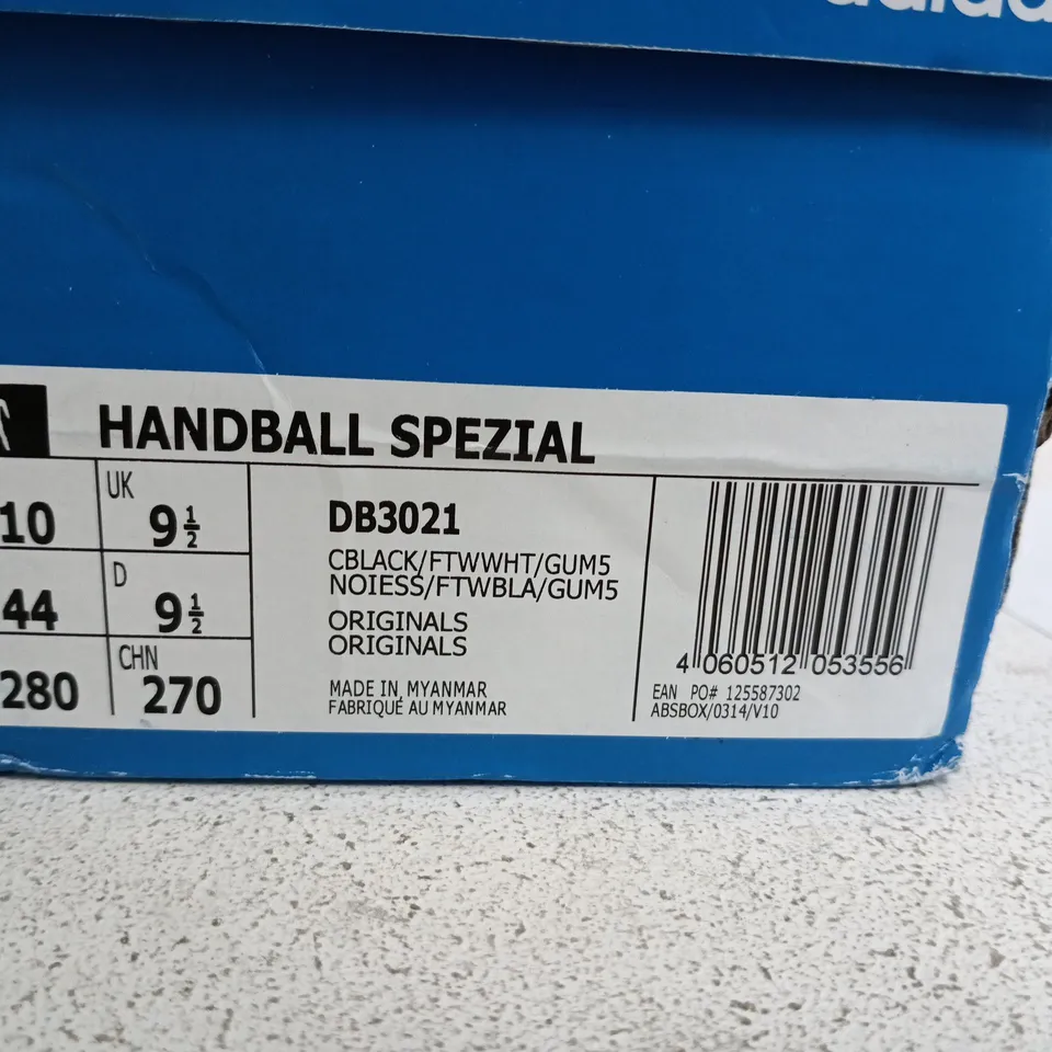 ADIDAS HANDBALL SPEZIAL SIZE 9.5 IN BLACK