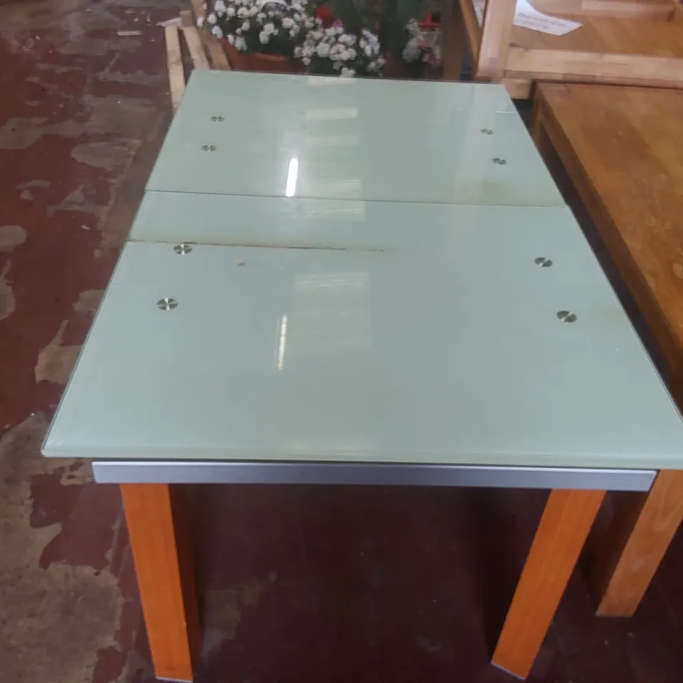 GLASS RESTAURANT DINING TABLE