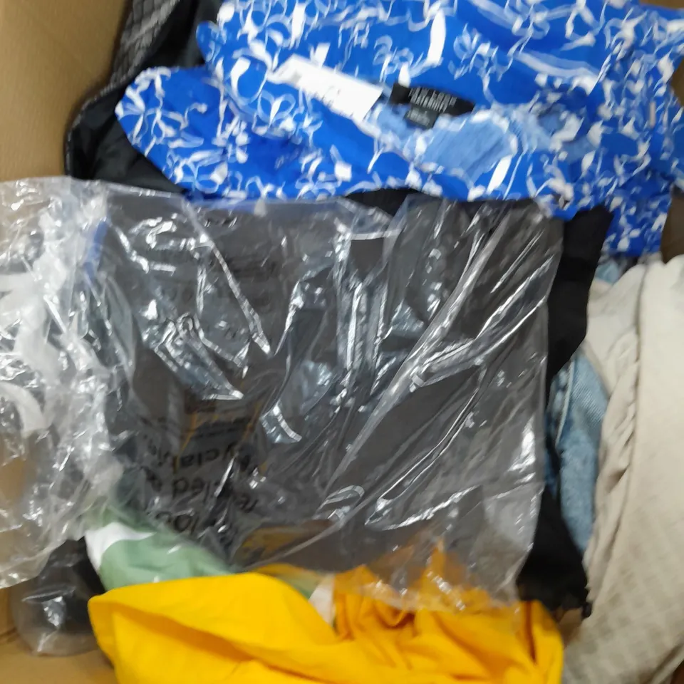 BOX OF APPROXIMATELY 20 ASSORTED CLOTHING ITEMS TO INCLUDE MOSS BROS WAISTCOAT, LEATHER GLOVES, BAG ETC