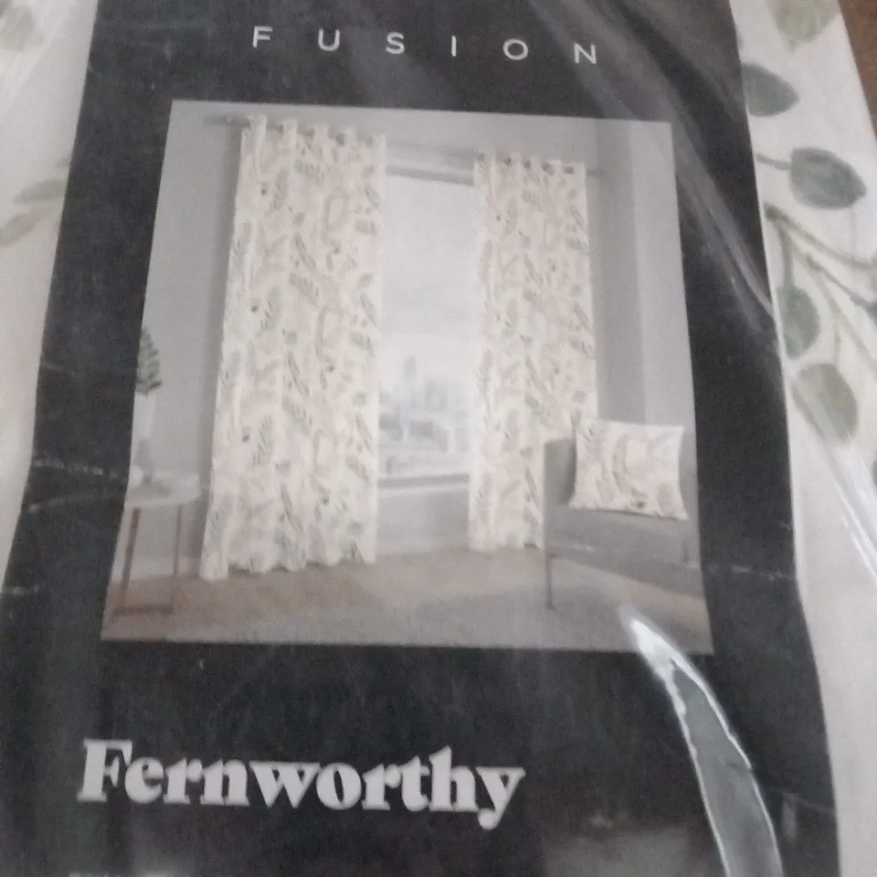 FUSION SINGLE BED COVER SET COLOUR: FERNWORTHY 