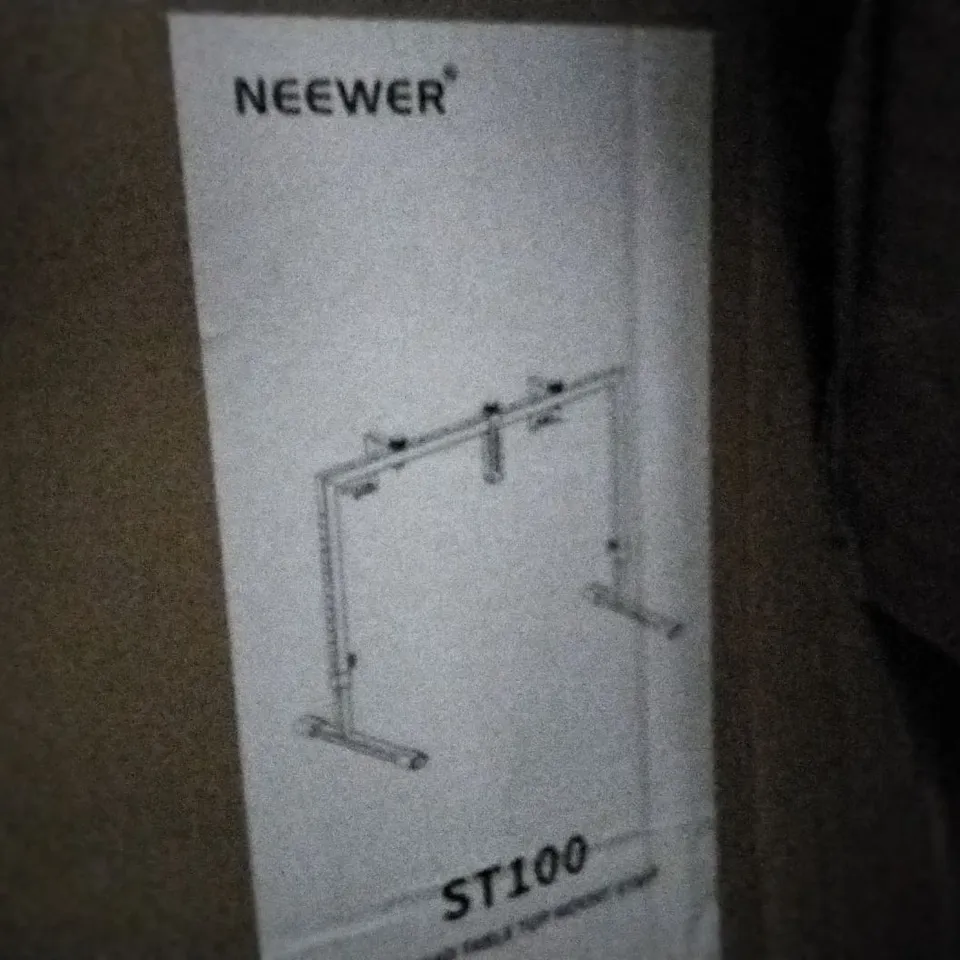 PALLET OF ASSORTED PRODUCTS TO INCLUDE; HOMIDEC THREE TIER UNIT, DR PREPARE, NEEWER OVERHEAD TABLETOP MOUNT STAND