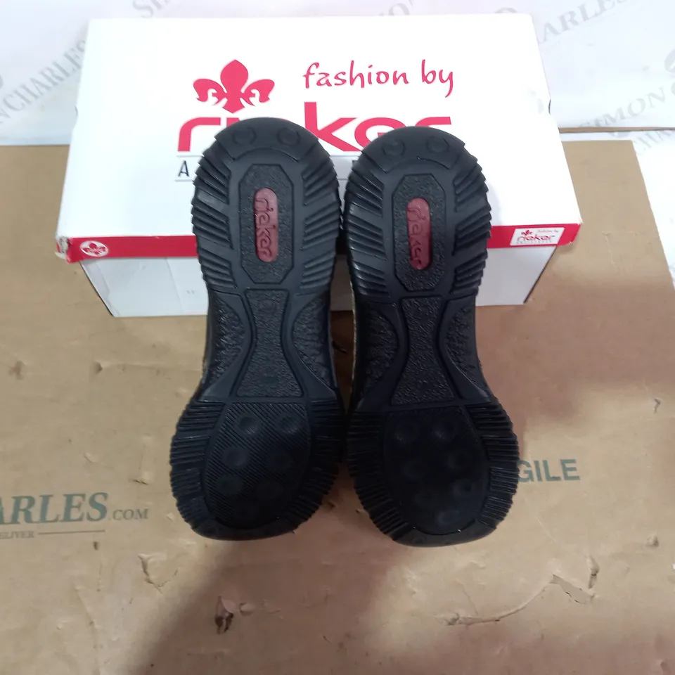 BOXED PAIR OF RIEKER SHOES - SIZE 40
