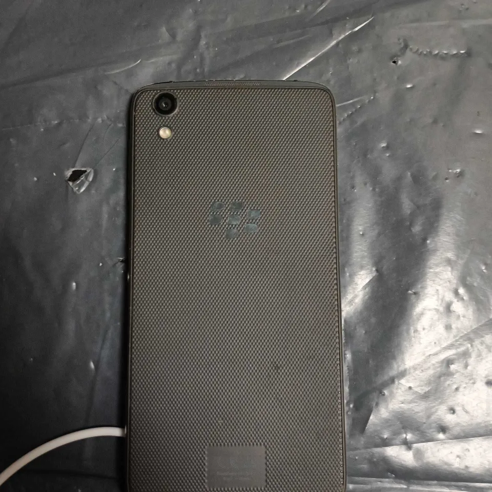 BLACKBERRY SMARTPHONE