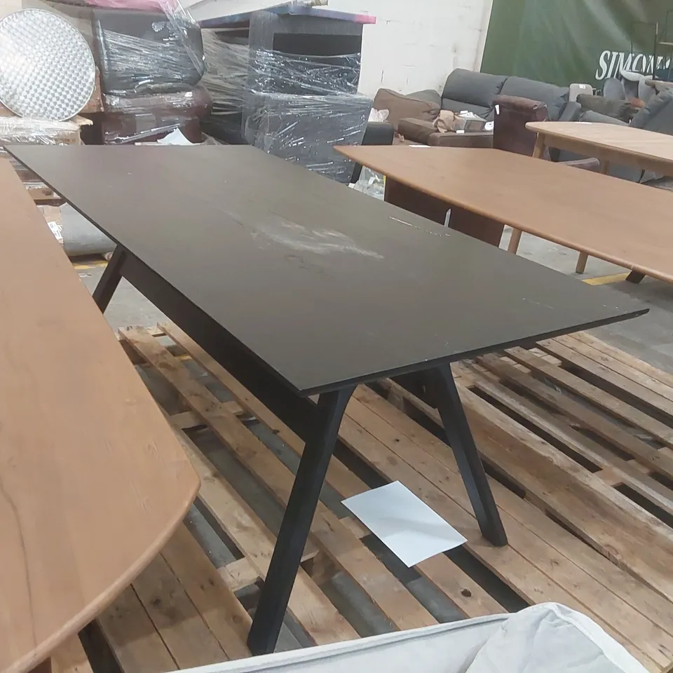 DESIGNER WOODEN DINING TABLE