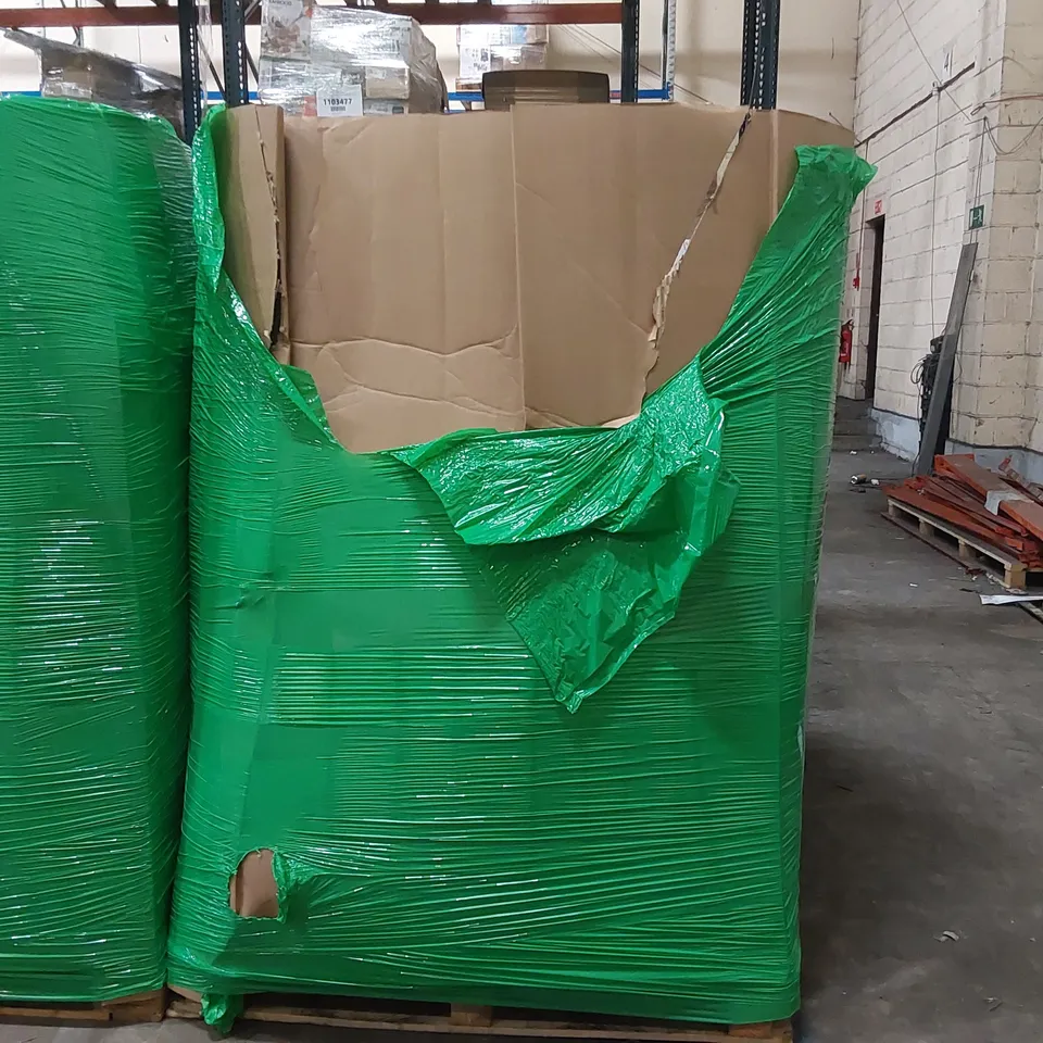 PALLET OF ASSORTED CONSUMER PRODUCTS TO INCLUDE: DEHUMIDIFIER, GARDEN TOOLS, OSCILLATING SPRINKLER, TOILET SEATS ECT