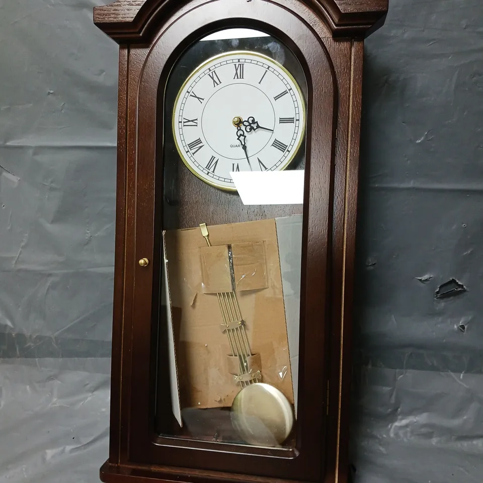 VINTAGE PENDULUM WOODEN WALL CLOCK