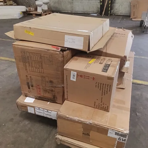 PALLET OF ASSORTED INCOMPLETE FURNITURE/ PARTS INCLUDING, SHELF, SOFA