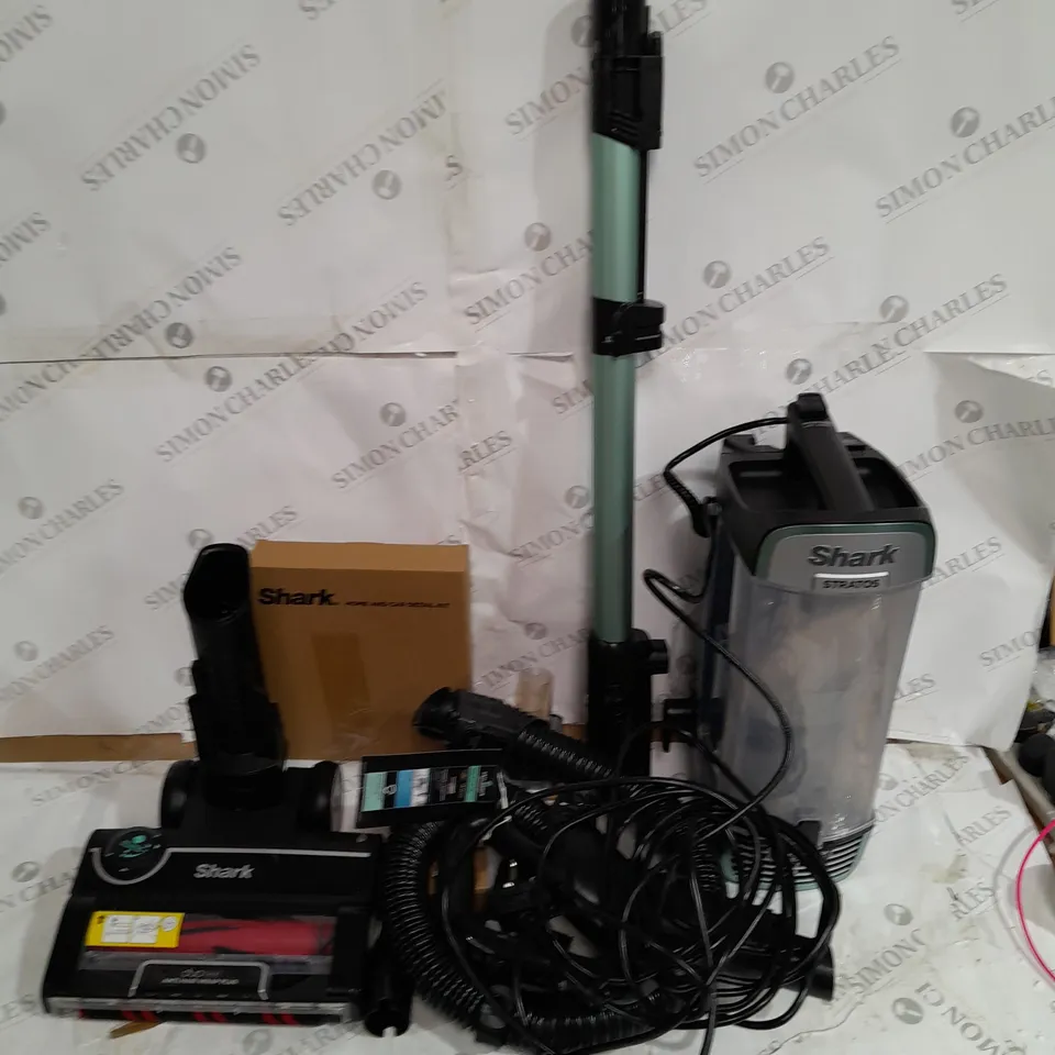 SHARK STRATOS CORDED VACUUM 