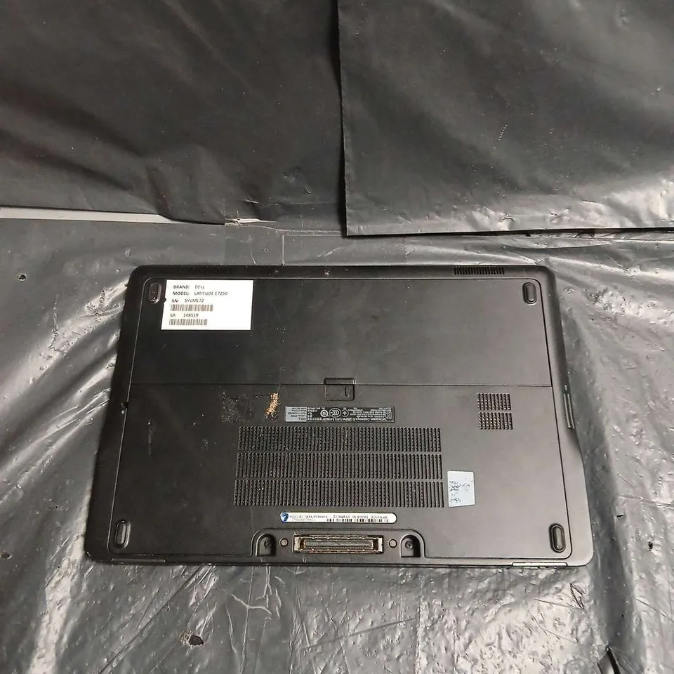 DELL LATITUDE E7250 LAPTOP – BLACK