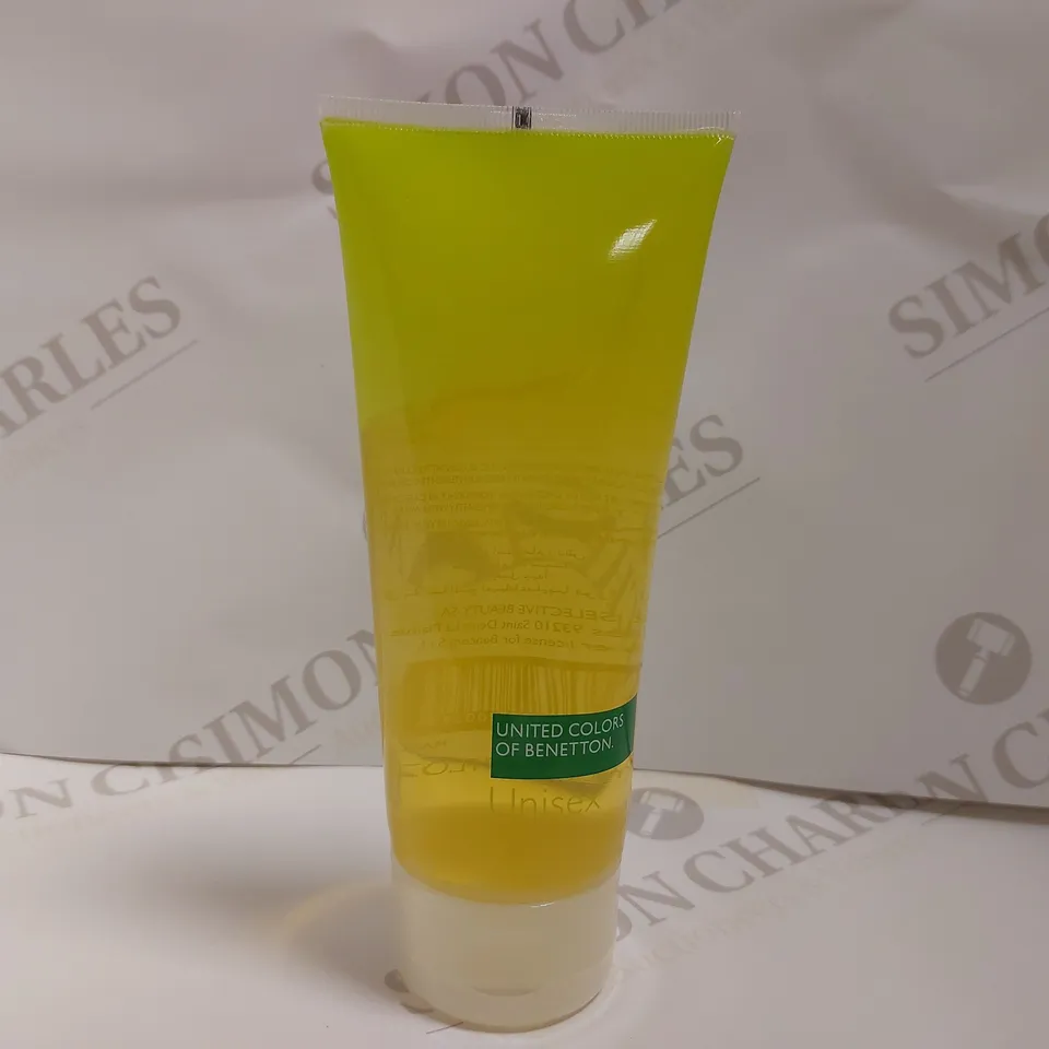 BOX OF APPROX 10 UNITED COLORS OF BENETTON UNISEX SHOWER GEL - 10X200ML