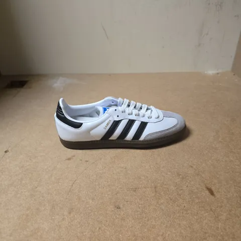 ADIDAS SAMBA TRAINERS – WHITE/BLACK - UK SIZE 7