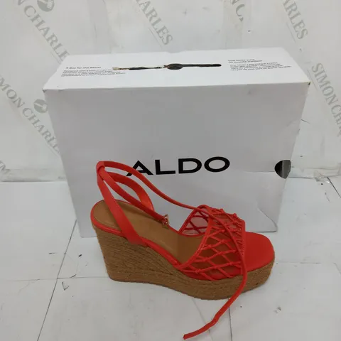 BOXED PAIR OF ALDO DELLEN WEDGE HEELS IN ORANGE SIZE 4.5