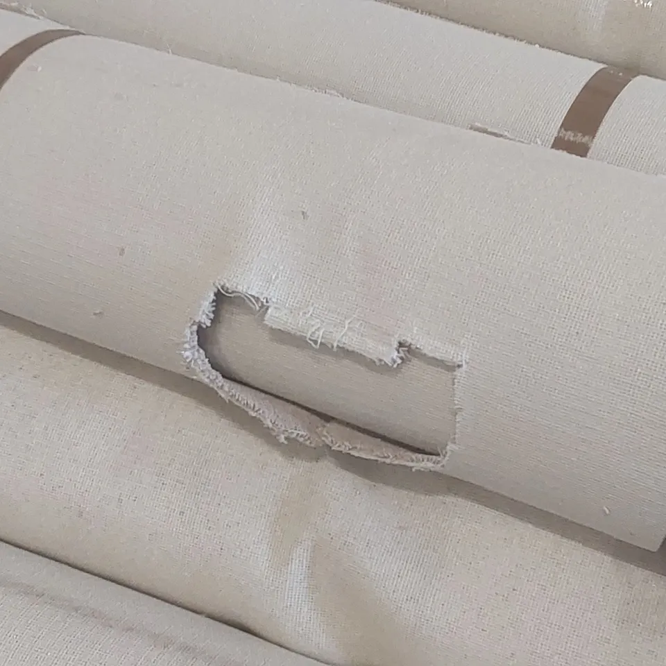 ROLL OF QUALITY DIMENSION PLAINS CARPET - APPROXIMATELY 3 x 3m
