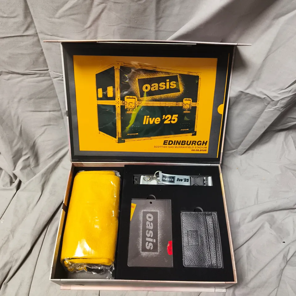 OASIS SHAKERMAKER BOX SET WITH LIVE '25 MEMORABILIA (EDINBURGH 2025)
