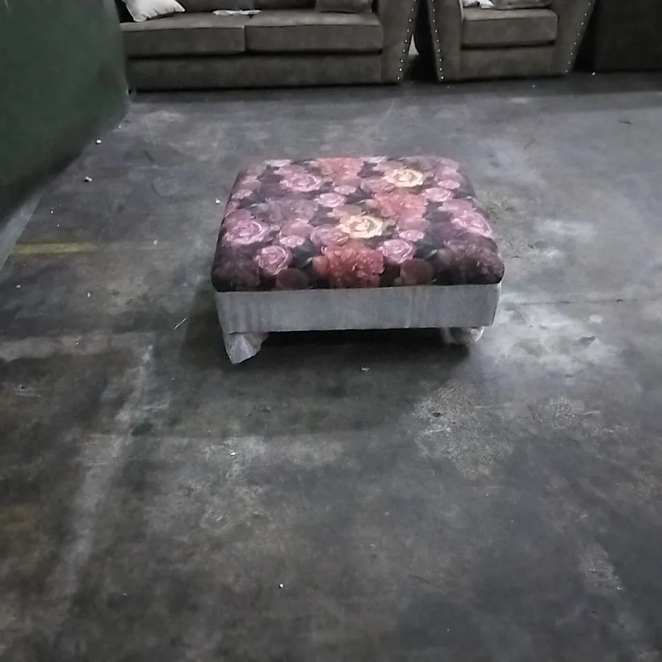 QUALITY DESIGNER PUFFET FABRIC UPHOLSTERED 