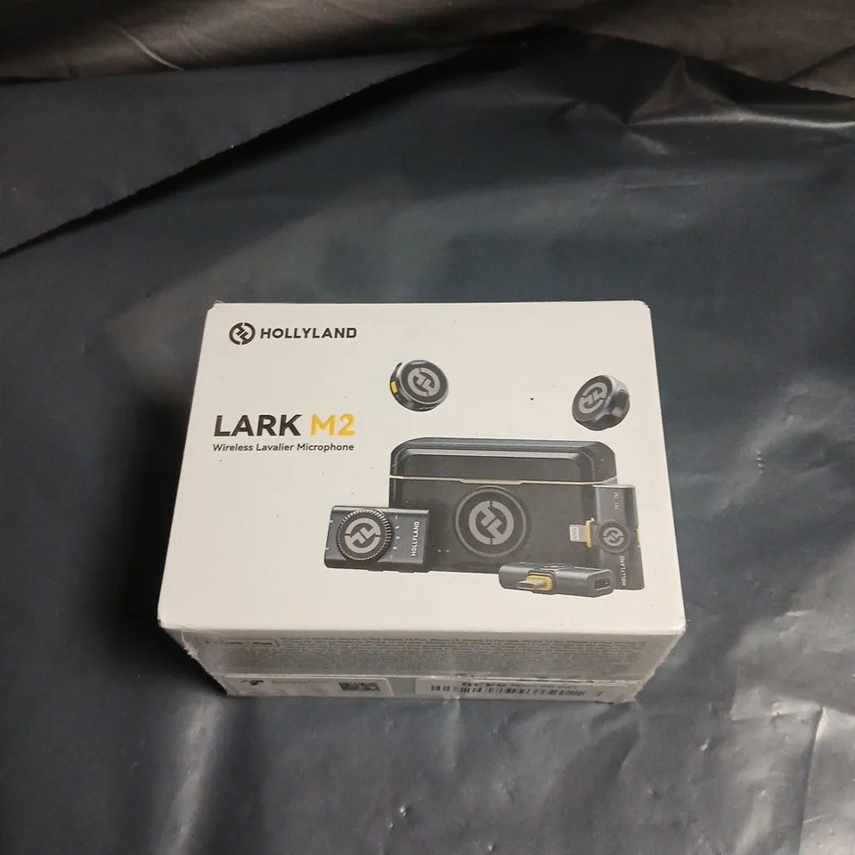 HOLLYLAND LARK M2 WIRELESS LAVALIER MICROPHONE – BOXED