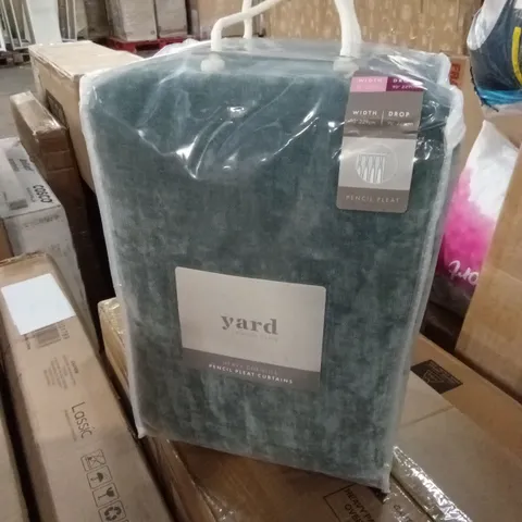 BAGGED POLYESTER ROOM DARKENING PINCH PLEAT CURTAINS - MARINE // SIZE: 229 x 229cm