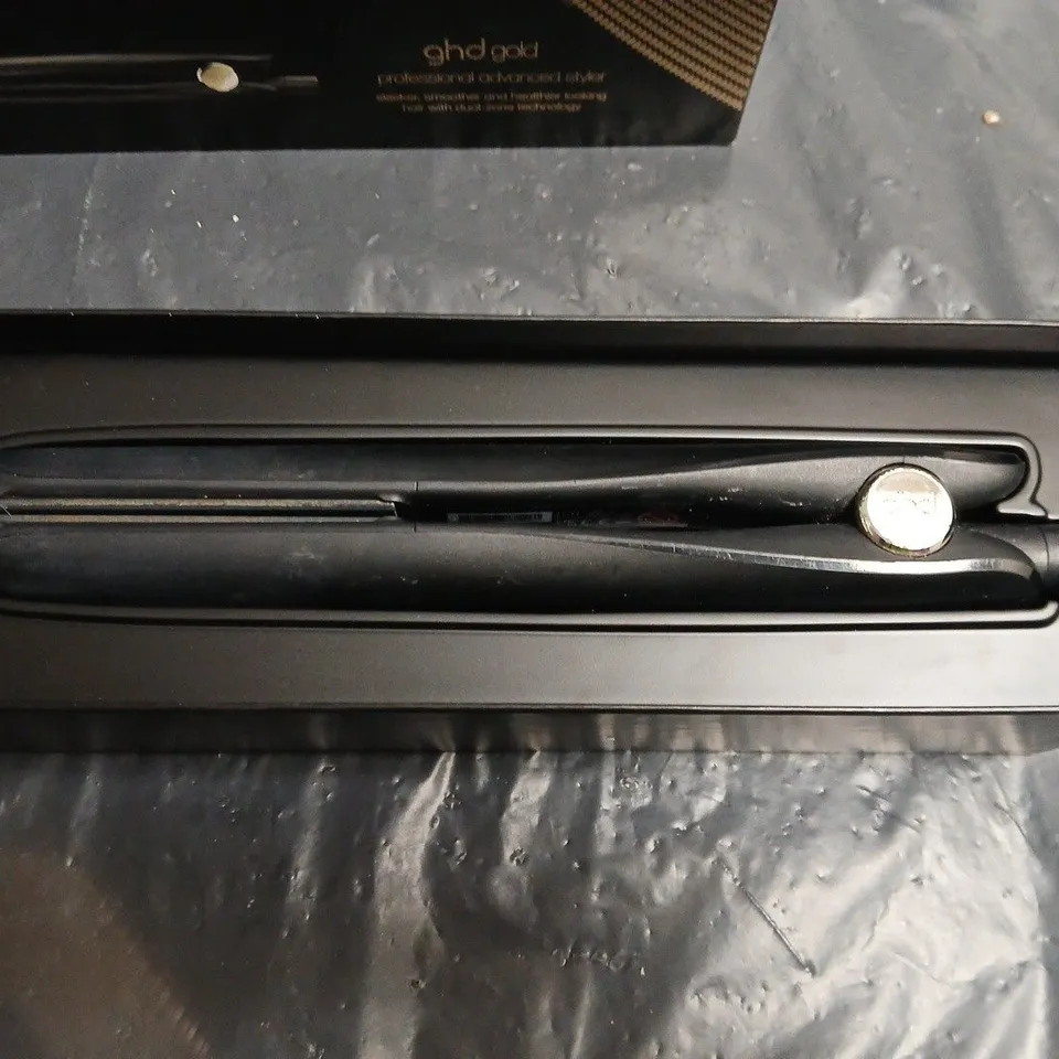 GHD GOLD PROFESSIONAL ADVANCED STYLER HAIR STRAIGHTENER