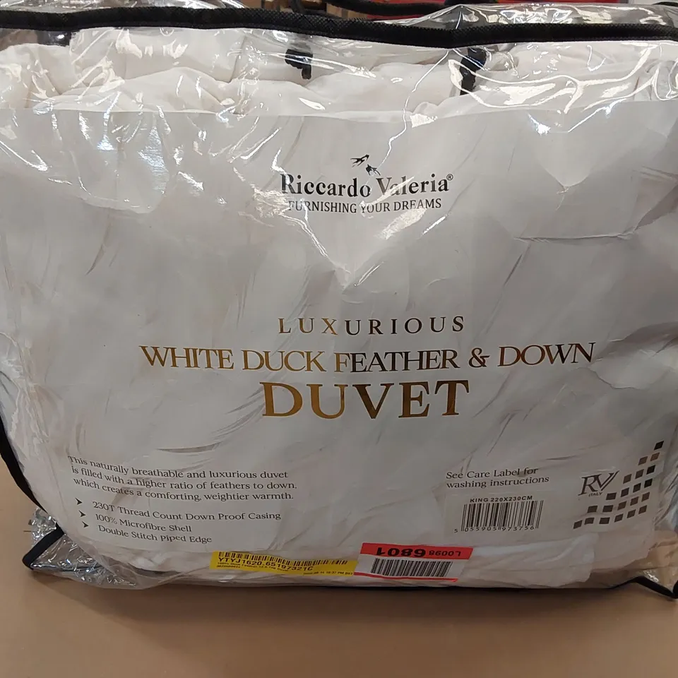 BAGGED RICCARDO VALERIA LUXURIOUS 100% DUCK FEATHER AND DOWN 13.5 TOG DUVET COVER - KING SIZE (1 ITEM)
